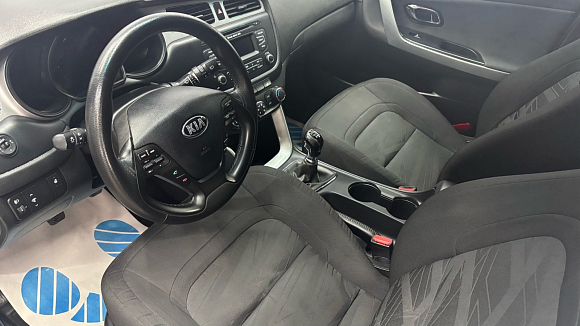 Kia Ceed Comfort, 2014 года, пробег 170912 км