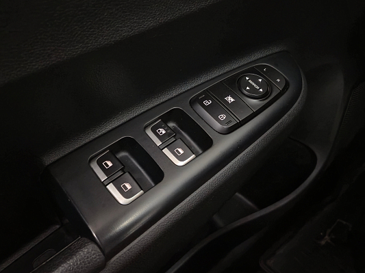 Kia Rio Luxe RED Line, 2019 года, пробег 74055 км