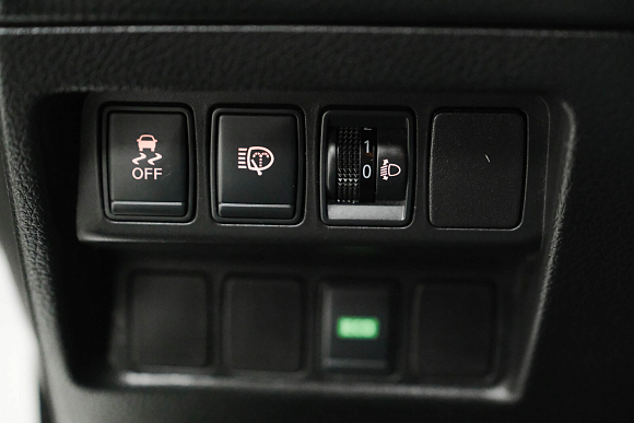 Nissan Qashqai LE, 2014 года, пробег 210800 км