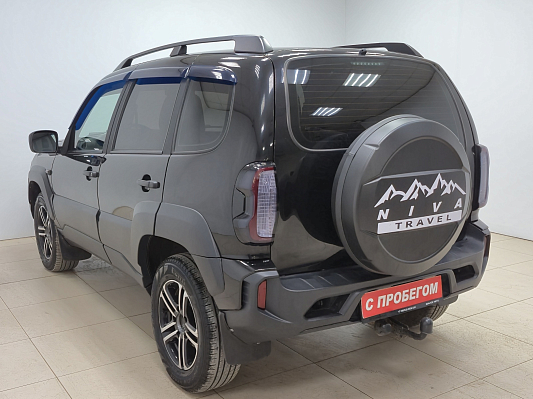 Lada (ВАЗ) Niva Luxe, 2023 года, пробег 45605 км