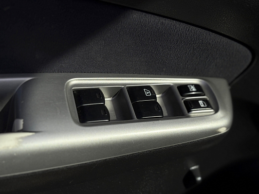 Subaru Forester 2.5XS (VR), 2010 года, пробег 197193 км