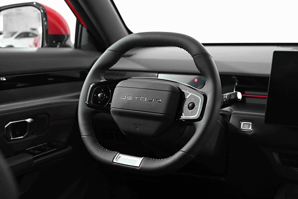JETOUR DASHING Luxury, красный