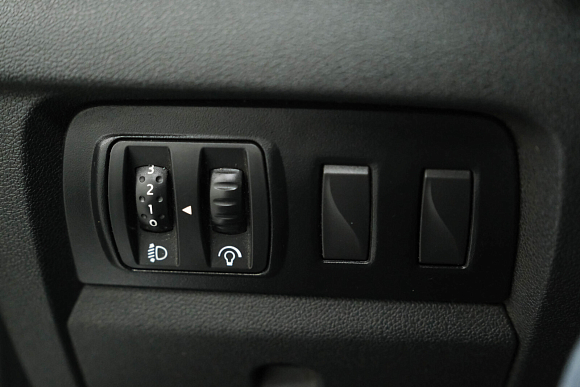 Renault Fluence, 2012 года, пробег 273000 км