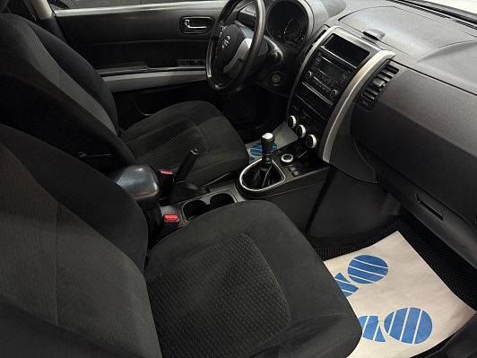 Nissan X-Trail XE, 2012 года, пробег 170471 км