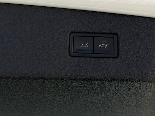 Volkswagen Tiguan Highline, 2020 года, пробег 65300 км