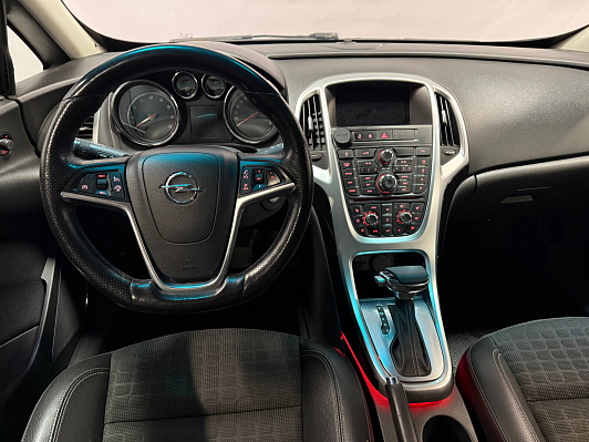 Opel Astra Sport, 2013 года, пробег 160000 км