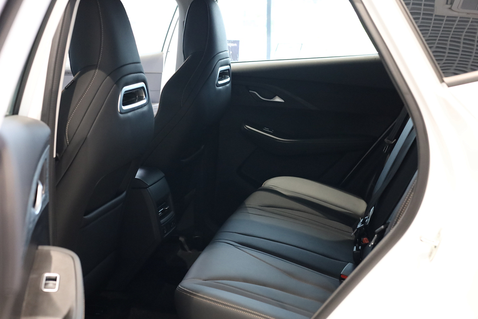 Omoda C5 Fun, белый