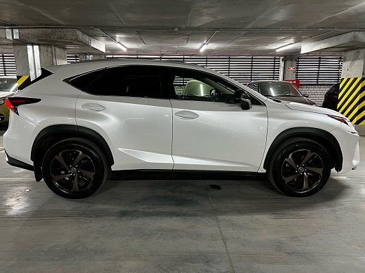 Lexus NX Black Vision, 2020 года, пробег 90000 км