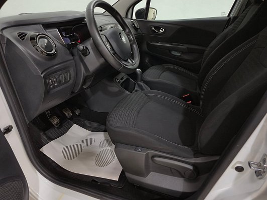 Renault Kaptur Drive, 2017 года, пробег 119280 км