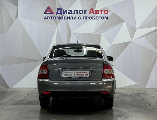Lada (ВАЗ) Priora Люкс, 2011 года, пробег 133078 км