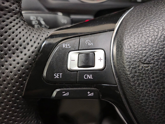 Volkswagen Tiguan, 2018 года, пробег 99560 км