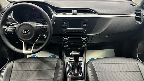 Kia Rio Luxe, 2021 года, пробег 23275 км