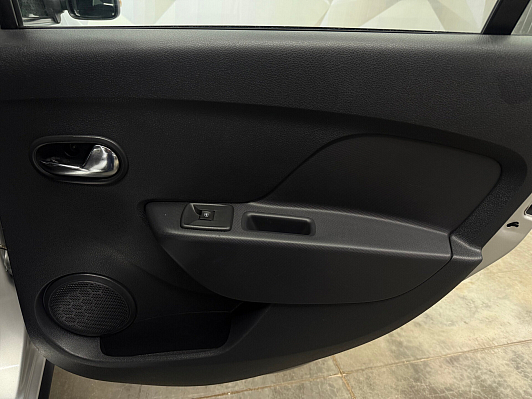 Renault Sandero Stepway Drive, 2020 года, пробег 90921 км
