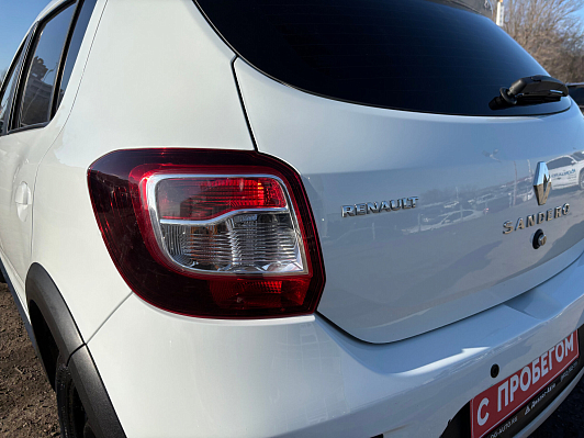Renault Sandero Stepway Drive, 2019 года, пробег 112500 км