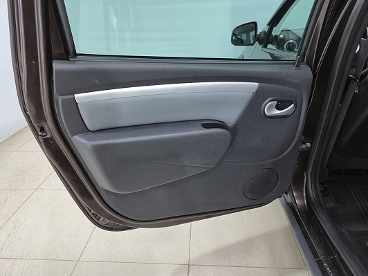 Lada (ВАЗ) Largus Luxe Glonass (7 мест) (2018-2019), 2019 года, пробег 170000 км