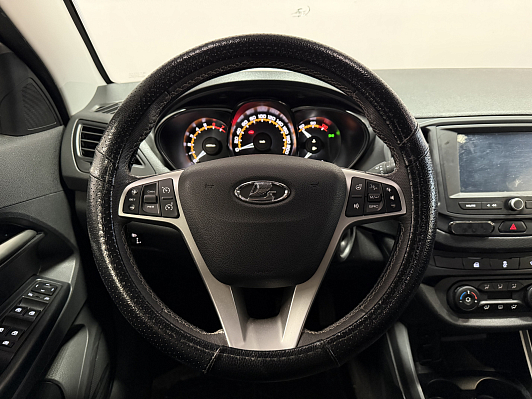 Lada (ВАЗ) Vesta, 2022 года, пробег 40000 км