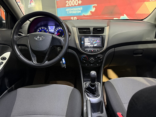 Hyundai Solaris Optima, 2013 года, пробег 215469 км