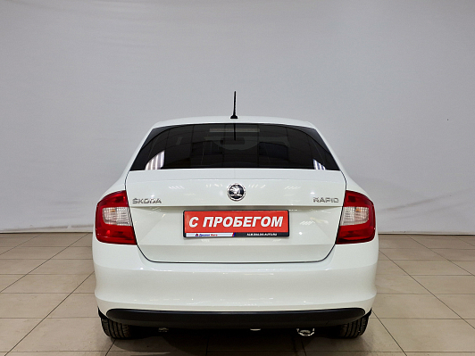 Skoda Rapid Ambition, 2015 года, пробег 134170 км