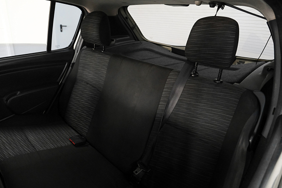 Renault Sandero Expression, 2011 года, пробег 196200 км
