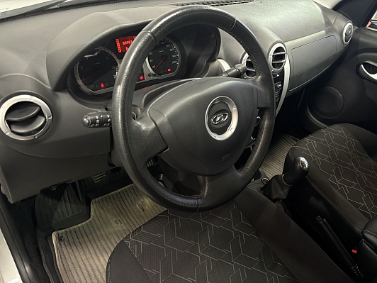 Lada (ВАЗ) Largus Luxe (5 мест), 2019 года, пробег 81000 км