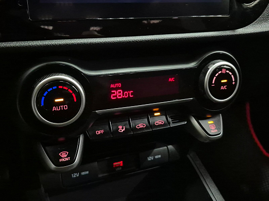 Kia Rio Luxe, 2020 года, пробег 59310 км