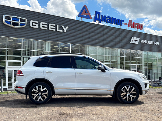 Volkswagen Touareg Wolfsburg Edition, 2017 года, пробег 185388 км