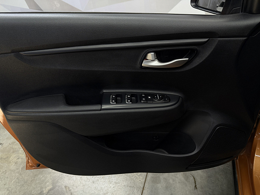 Kia Rio, 2018 года, пробег 72136 км