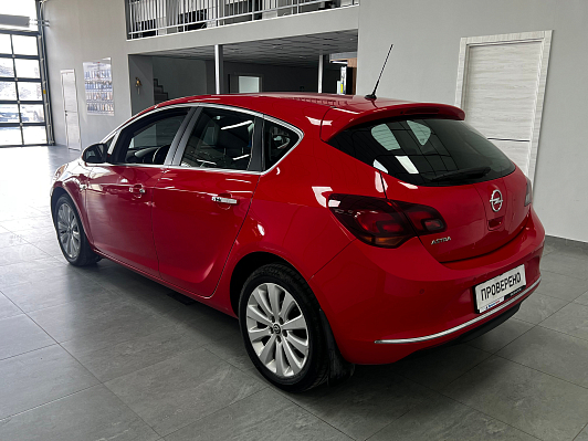 Opel Astra Cosmo, 2012 года, пробег 138000 км