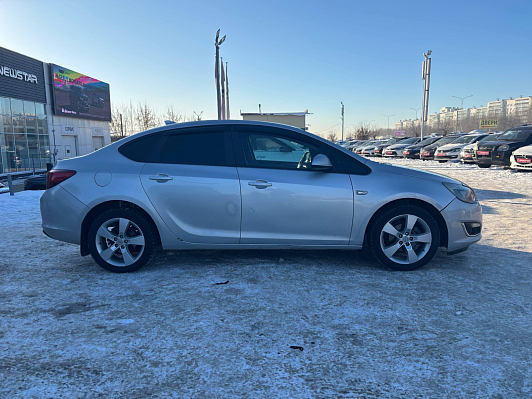 Opel Astra Cosmo, 2012 года, пробег 291693 км