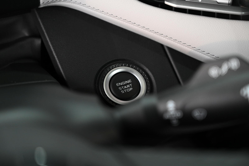 Geely Atlas , голубой