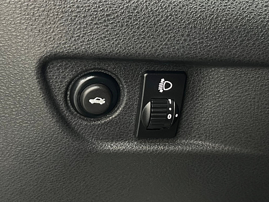 Lada (ВАЗ) Vesta Comfort, 2018 года, пробег 100000 км