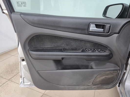 Ford Focus Ghia, 2007 года, пробег 335489 км