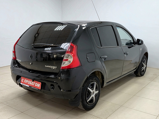 Renault Sandero Authentique, 2012 года, пробег 241245 км