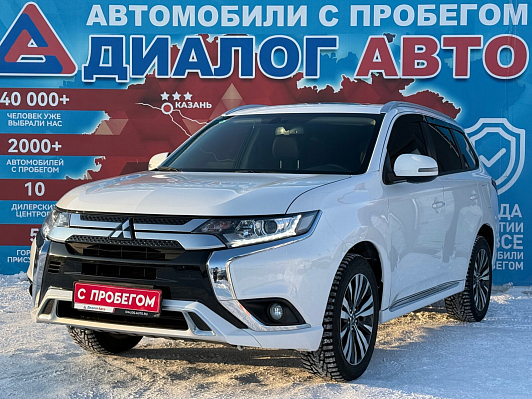 Mitsubishi Outlander, 2022 года, пробег 46200 км