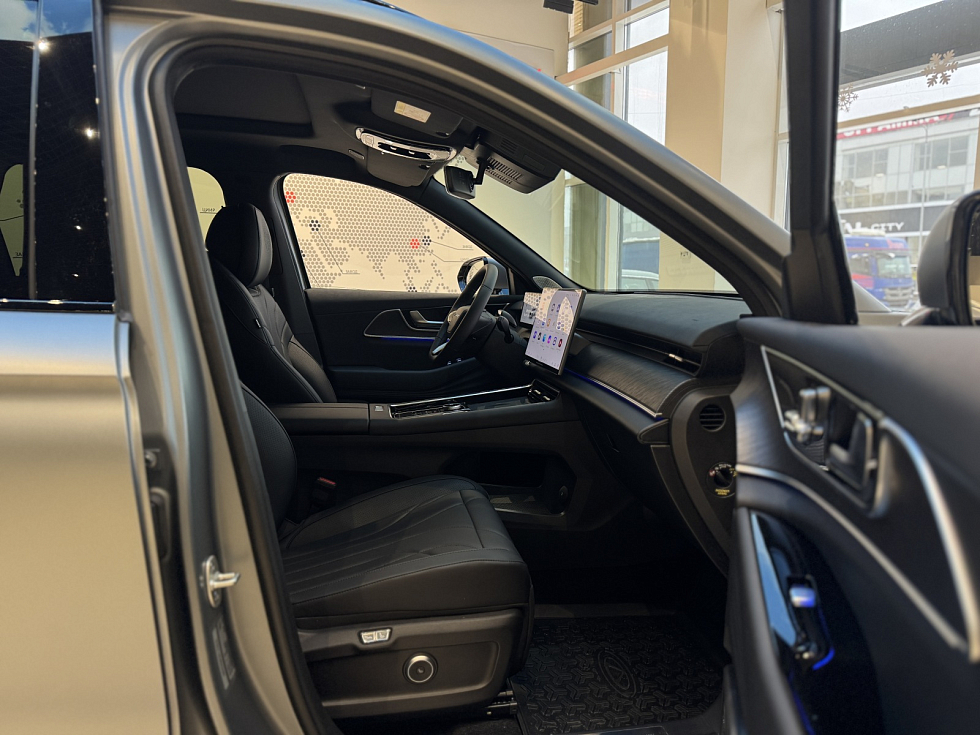 Chery Tiggo 9 Ultra, серебряный