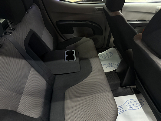 Mitsubishi L200, 2011 года, пробег 249149 км