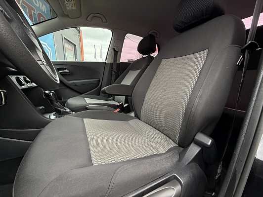 Volkswagen Polo Comfortline, 2015 года, пробег 165174 км