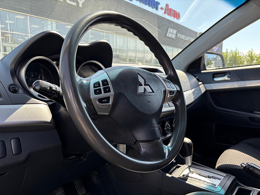 Mitsubishi Lancer, 2010 года, пробег 239213 км