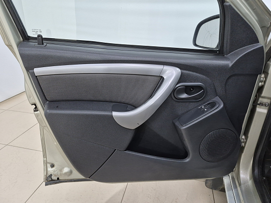 Renault Duster Expression, 2013 года, пробег 203203 км