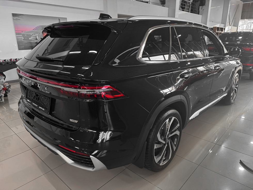 Geely Monjaro Флагман, черный