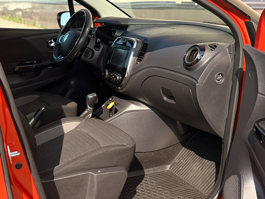 Renault Kaptur Style, 2017 года, пробег 149335 км