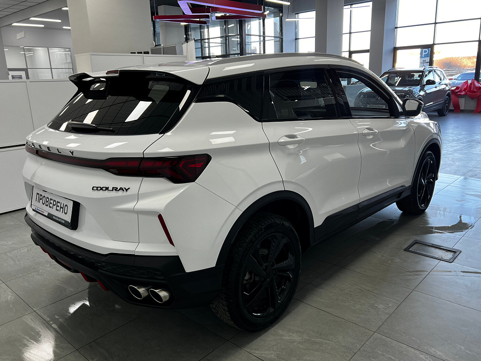 Geely Coolray Luxury, белый