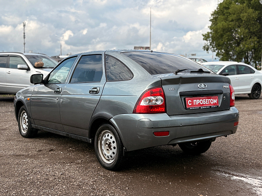 Lada (ВАЗ) Priora Норма, 2011 года, пробег 196000 км