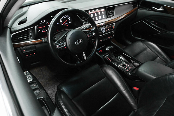 Kia K7, 2016 года, пробег 175974 км