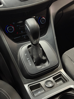 Ford Kuga Titanium, 2018 года, пробег 151000 км