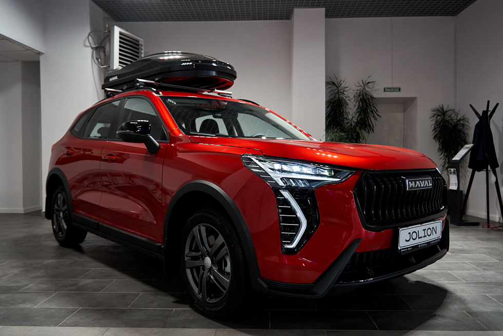 Haval Jolion Техно +, красный