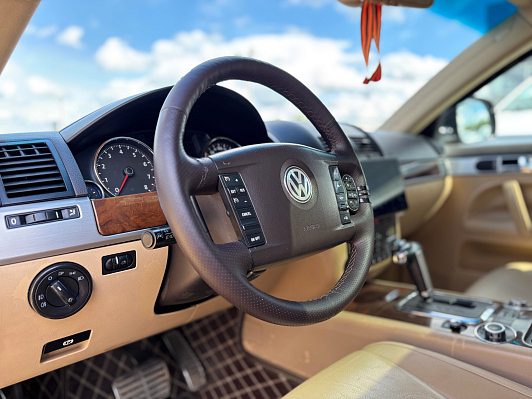 Volkswagen Touareg, 2007 года, пробег 204067 км