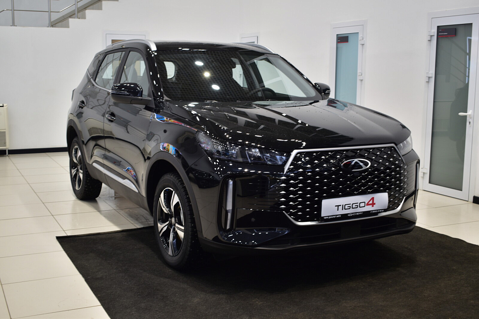 Chery Tiggo 4 MT Line, черный