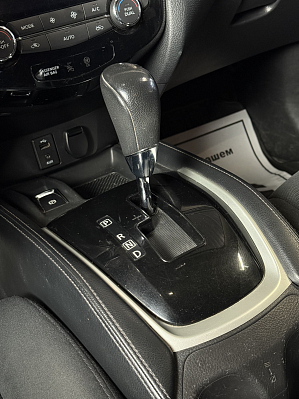 Nissan X-Trail SE, 2017 года, пробег 139000 км