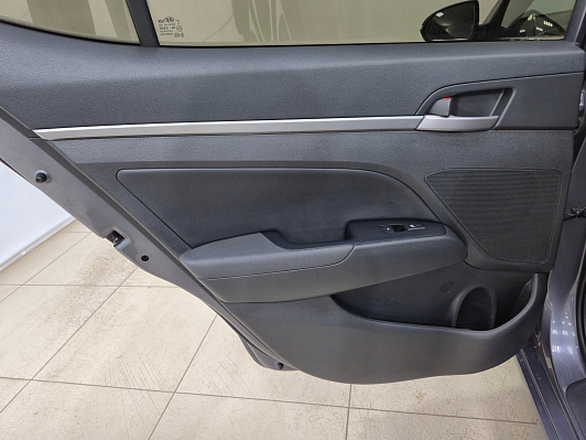 Hyundai Elantra Comfort + Style + High-Tech, 2017 года, пробег 99074 км